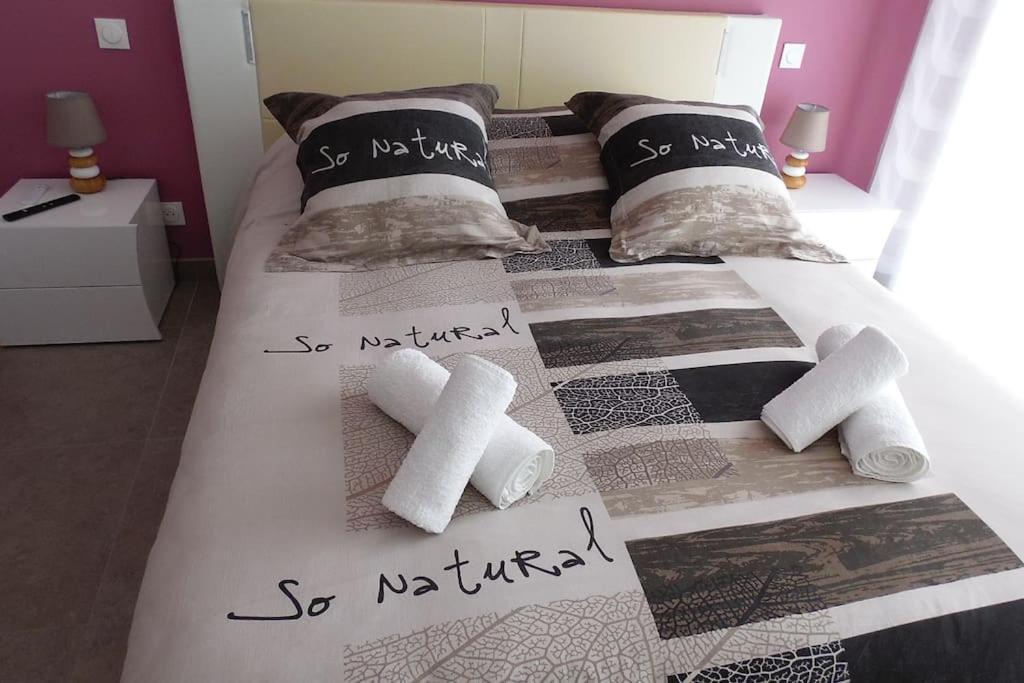 O Chris: Spacious Marseille Retreat With Terraces And * Saint-Victoret