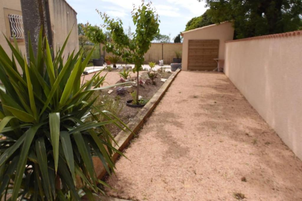 O Chris: Spacious Marseille Retreat With Terraces And *