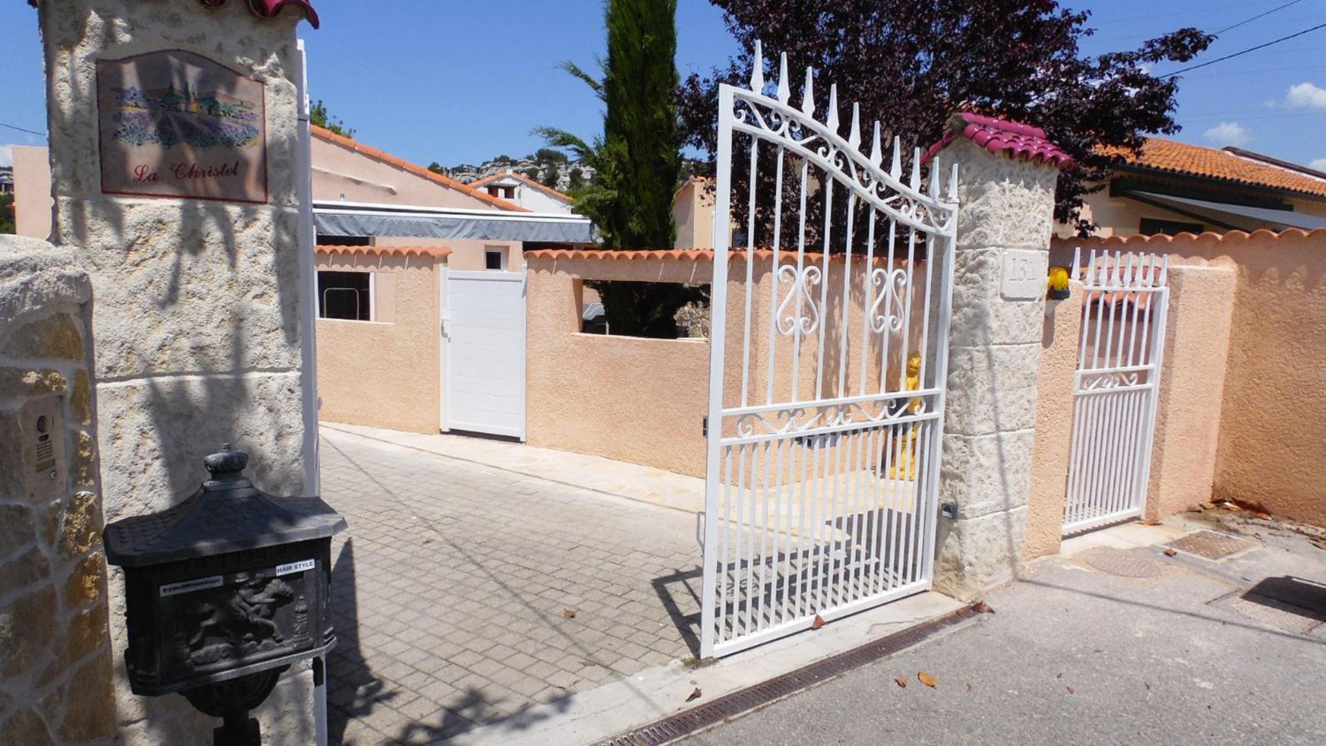 O Chris Spacieuse, 2 Terrasses, 1 Spa, A 15 Mn De Marseille, De La Cote Bleu Et Aix En Provence Saint-Victoret
